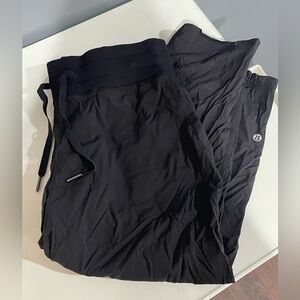 - Lululemon Capri Pants-Scrunched Sides